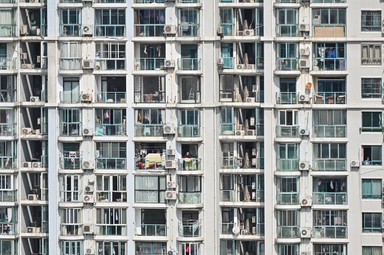 View of a residential building during a COVID-19 lockdown in the Jing'an district in Shanghai, April 8, 2022. Credit: AFP