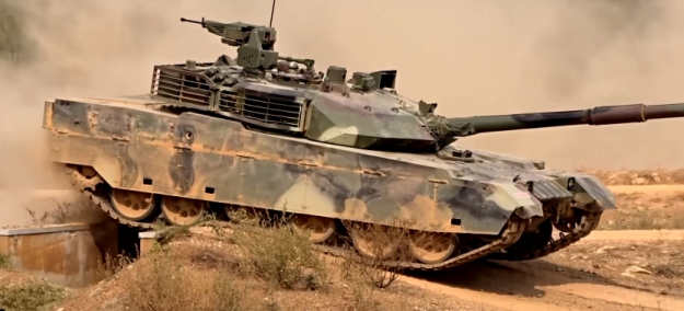 The Defective Chinese Equipment & Weapons. NORINCO VT-4 battle tank