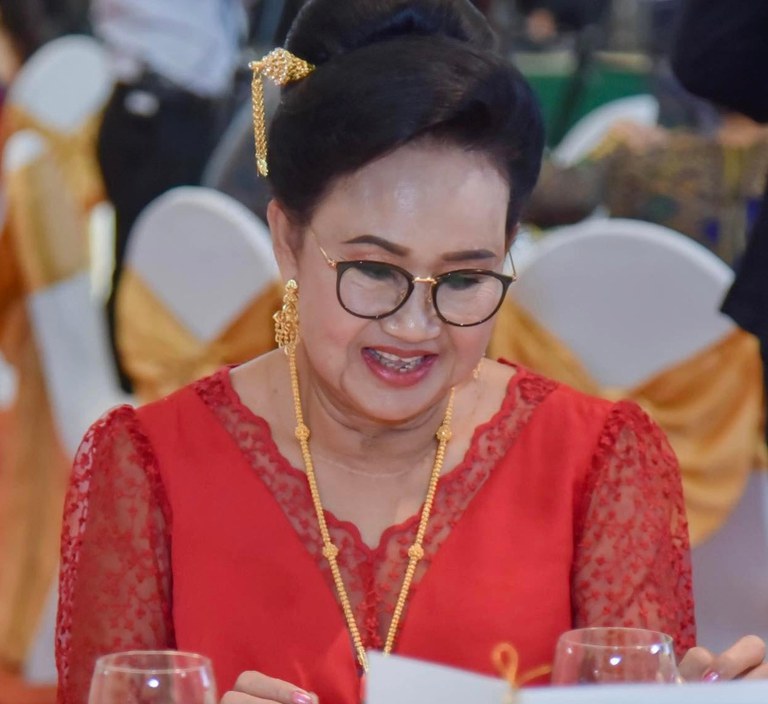 7 Hun Sengny, sister of Prime Minister Hun Sen.jpg